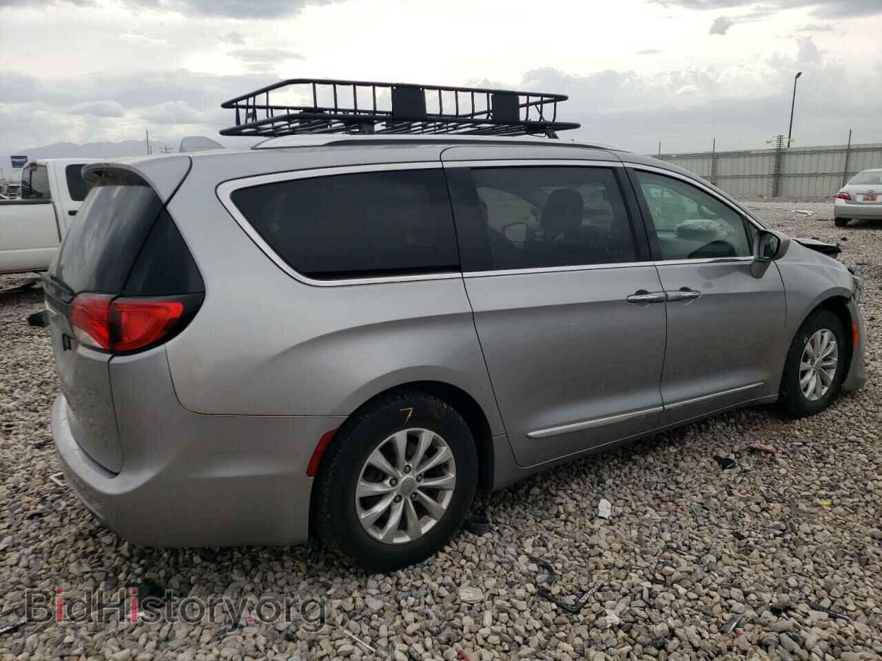 2018 CHRYSLER PACIFICA - VIN: 2C4RC1BG9JR210988 - Фото 3