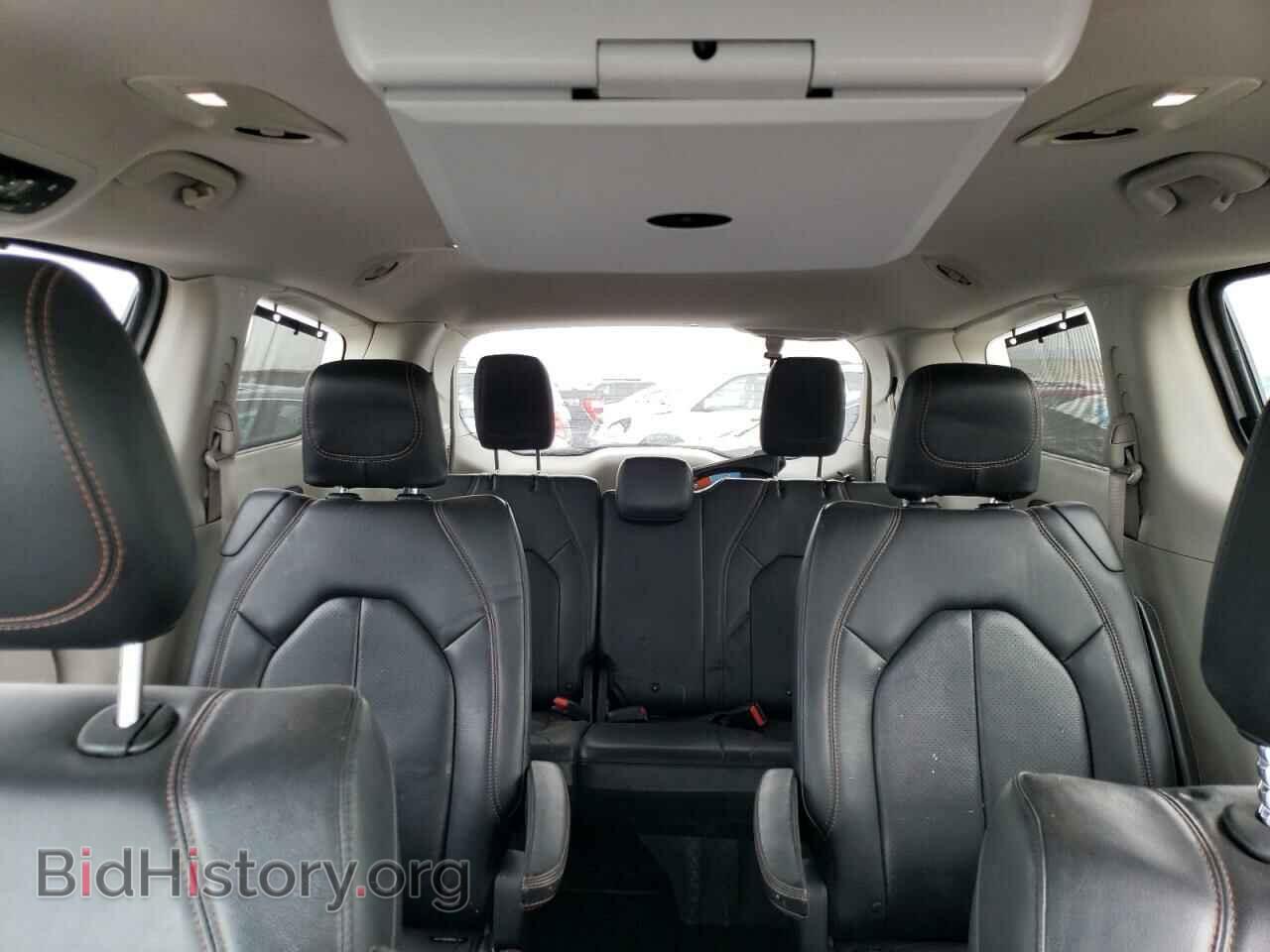 2018 CHRYSLER PACIFICA - VIN: 2C4RC1BG9JR210988 - Фото 10