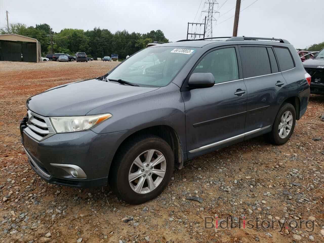 Toyota Highlander 2011 горах