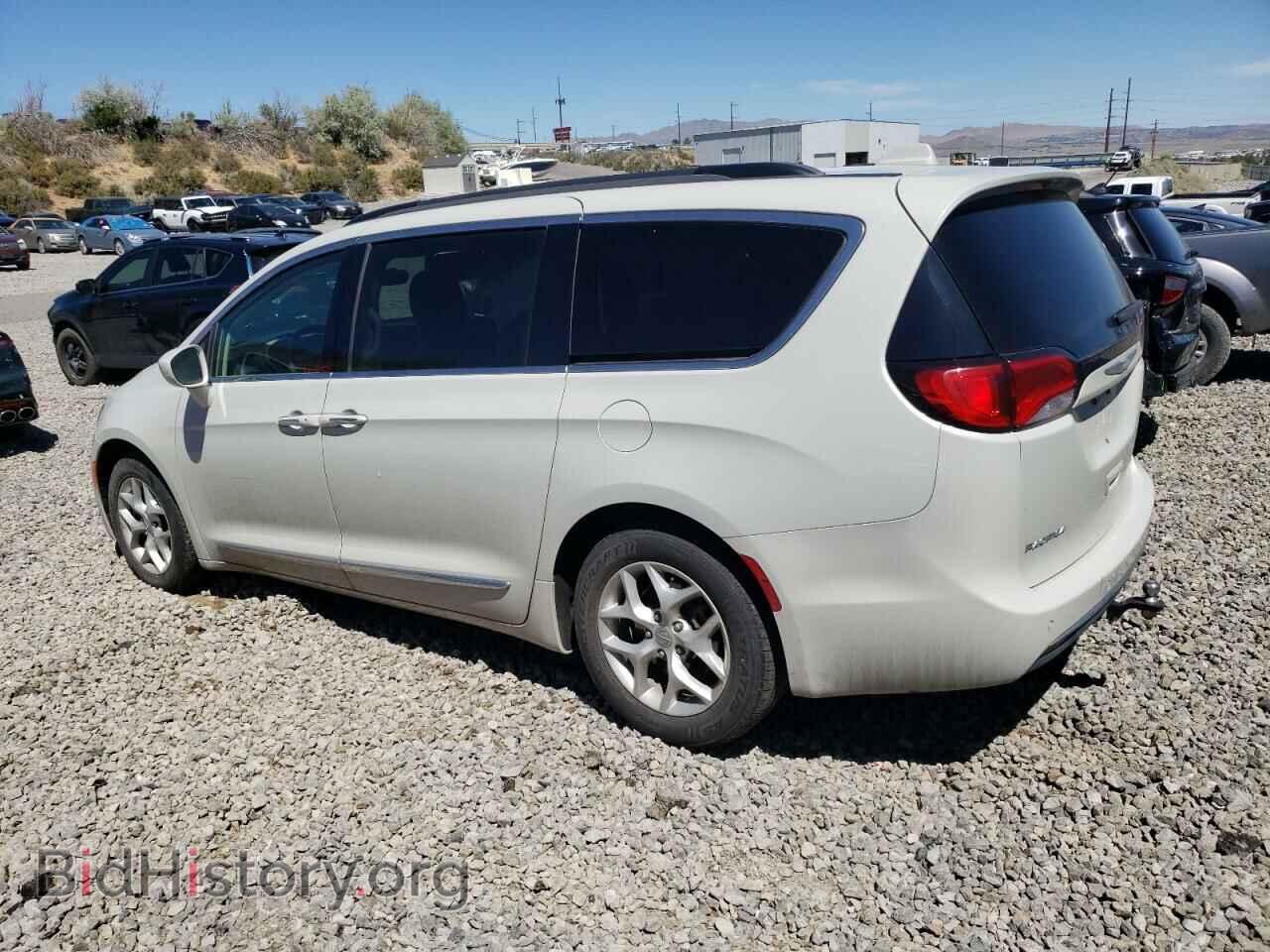 2017 CHRYSLER PACIFICA - VIN: 2C4RC1BG2HR628660 - Фото 2
