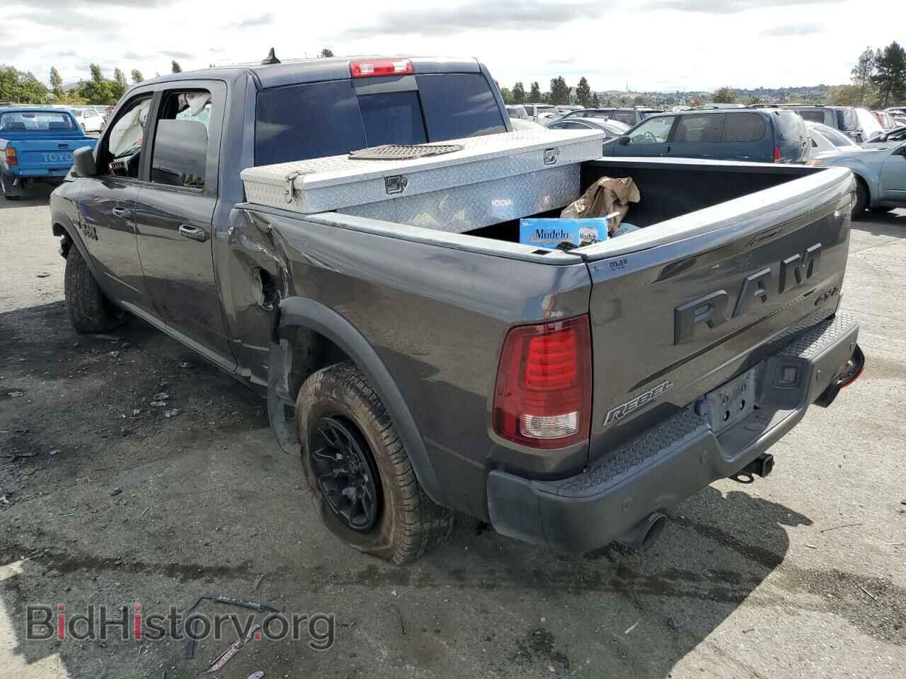 2017 RAM 1500 - VIN: 1C6RR7YT4HS518012 - Фото 2