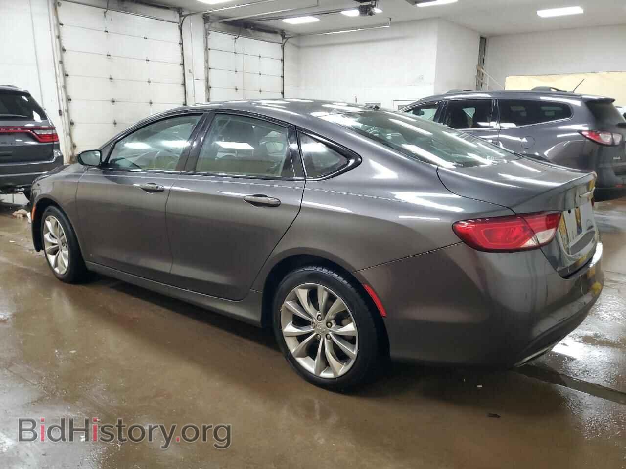 2016 CHRYSLER 200 - VIN: 1C3CCCBB0GN104588 - Фото 2