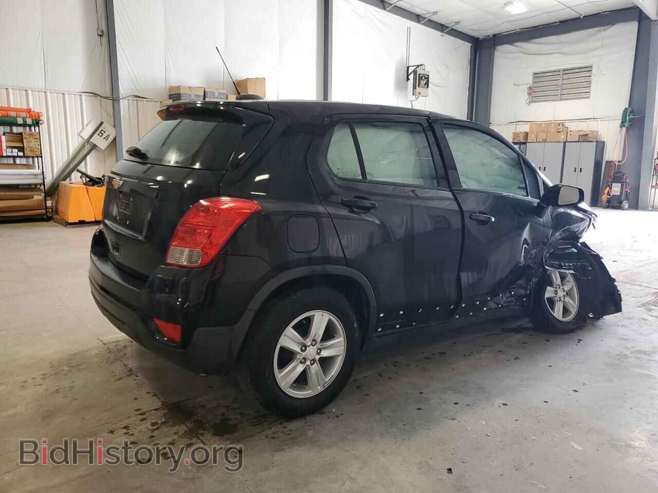 2019 CHEVROLET TRAX - VIN: 3GNCJKSB0KL282349 - Фото 3