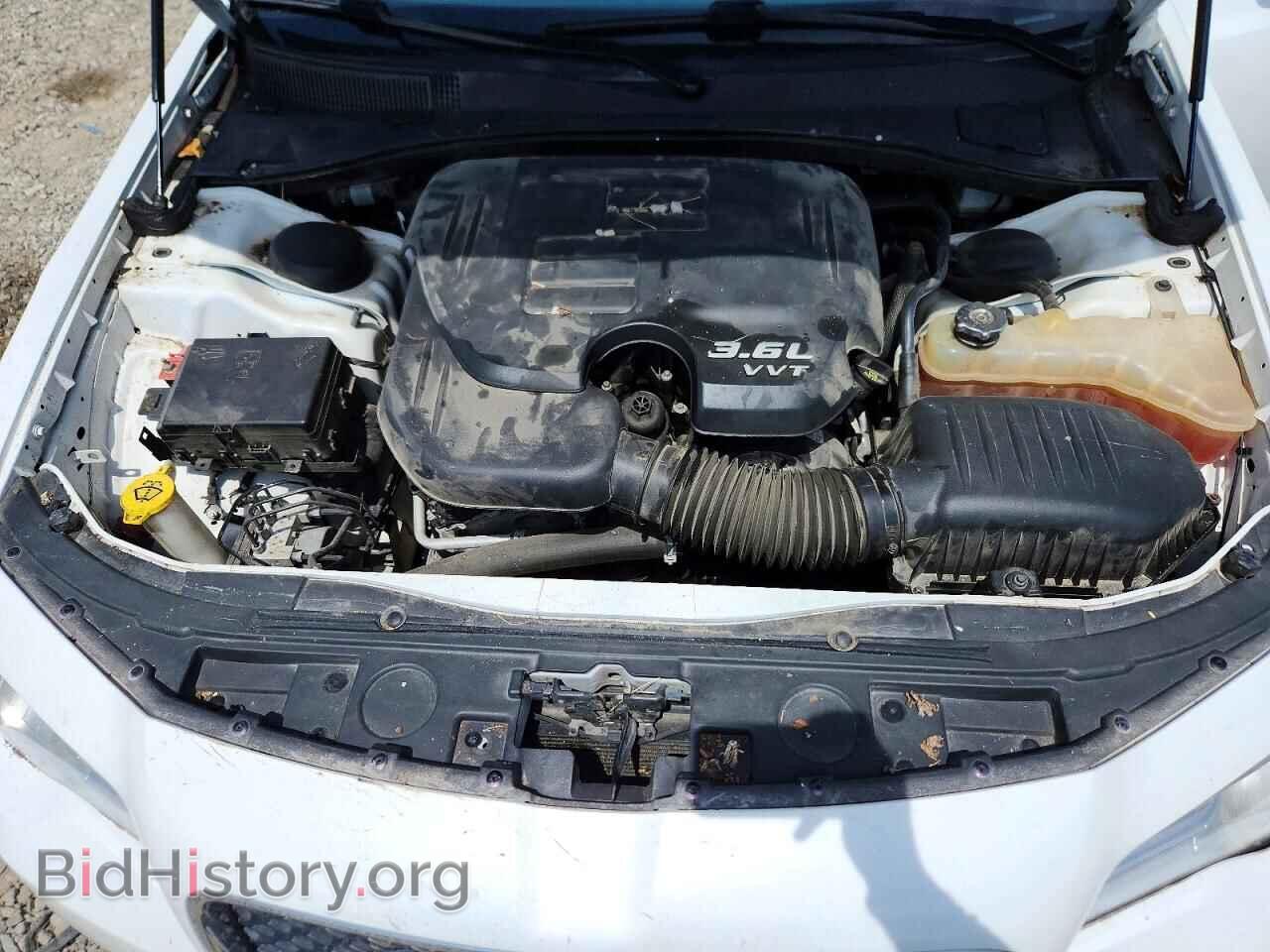 2016 CHRYSLER 300 - VIN: 2C3CCARG6GH262111 - Photo 11