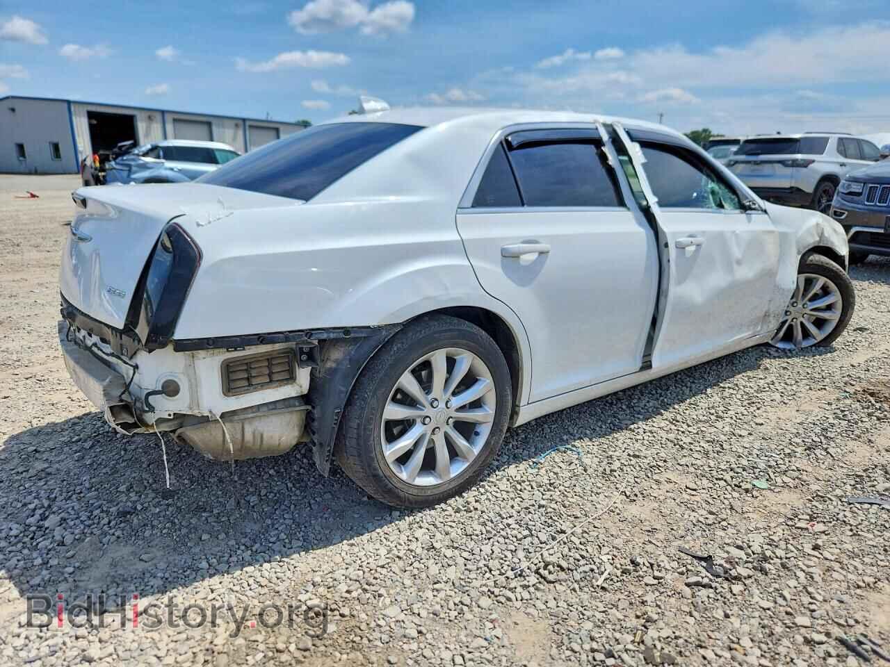 2016 CHRYSLER 300 - VIN: 2C3CCARG6GH262111 - Photo 3