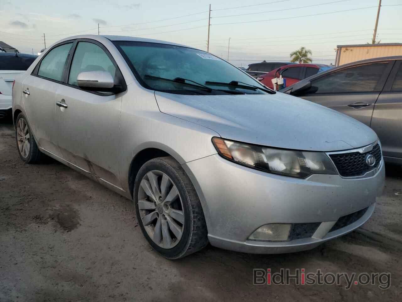 Photo KNAFW4A32B5424209 - KIA FORTE 2011