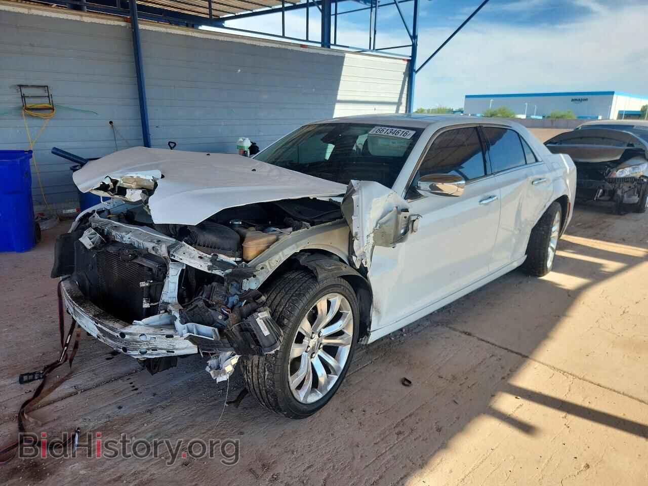 Фотография 2C3CCAEG2KH631299 - CHRYSLER 300 2019