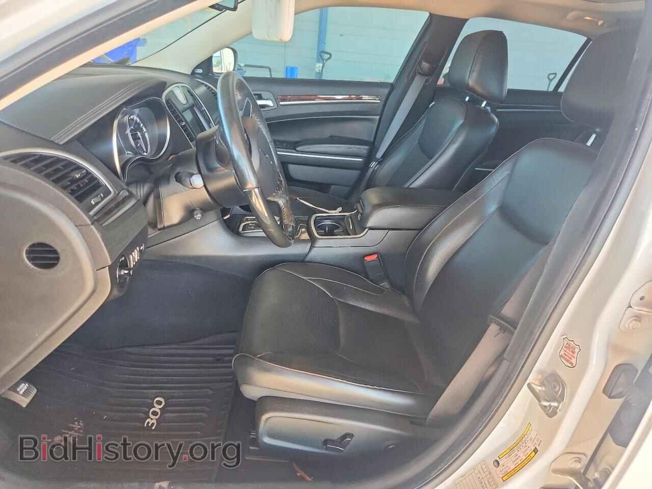 2019 CHRYSLER 300 - VIN: 2C3CCAEG2KH631299 - Photo 7