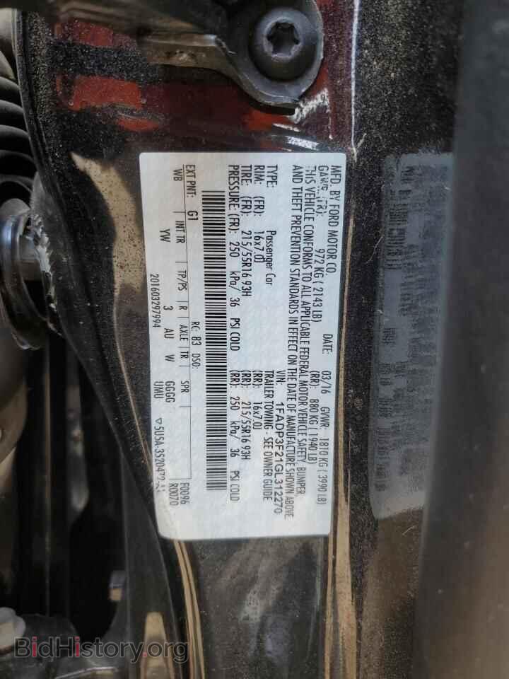 2016 Ford FOCUS (VIN 1FADP3F21GL312270) — photo 12 of 13