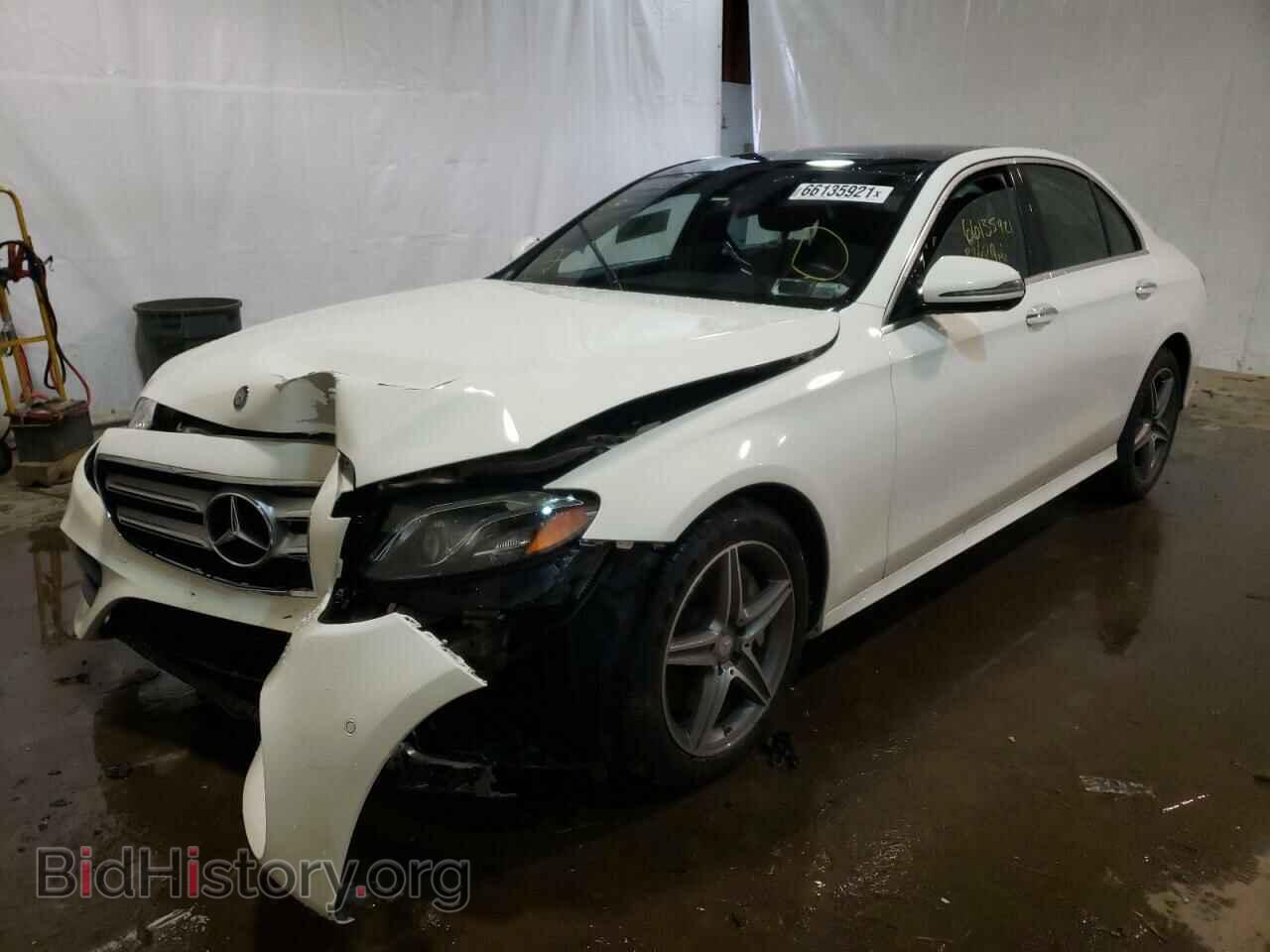 2017 MERCEDES-BENZ E-CLASS - VIN: WDDZF4KB4HA140494 - Фото 2
