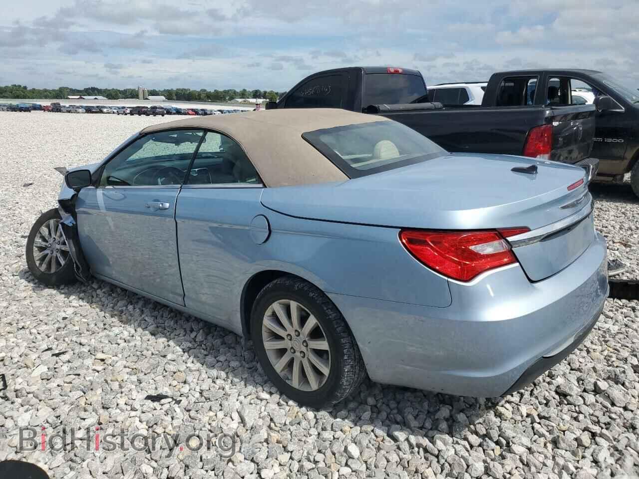 2013 CHRYSLER 200 - VIN: 1C3BCBEB9DN511886 - Фото 2