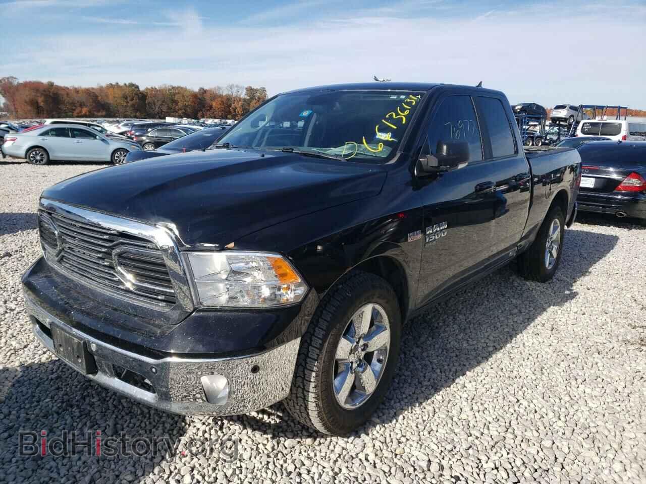 2019 RAM 1500 - VIN: 1C6RR6GT1KS636876 - Фото 2