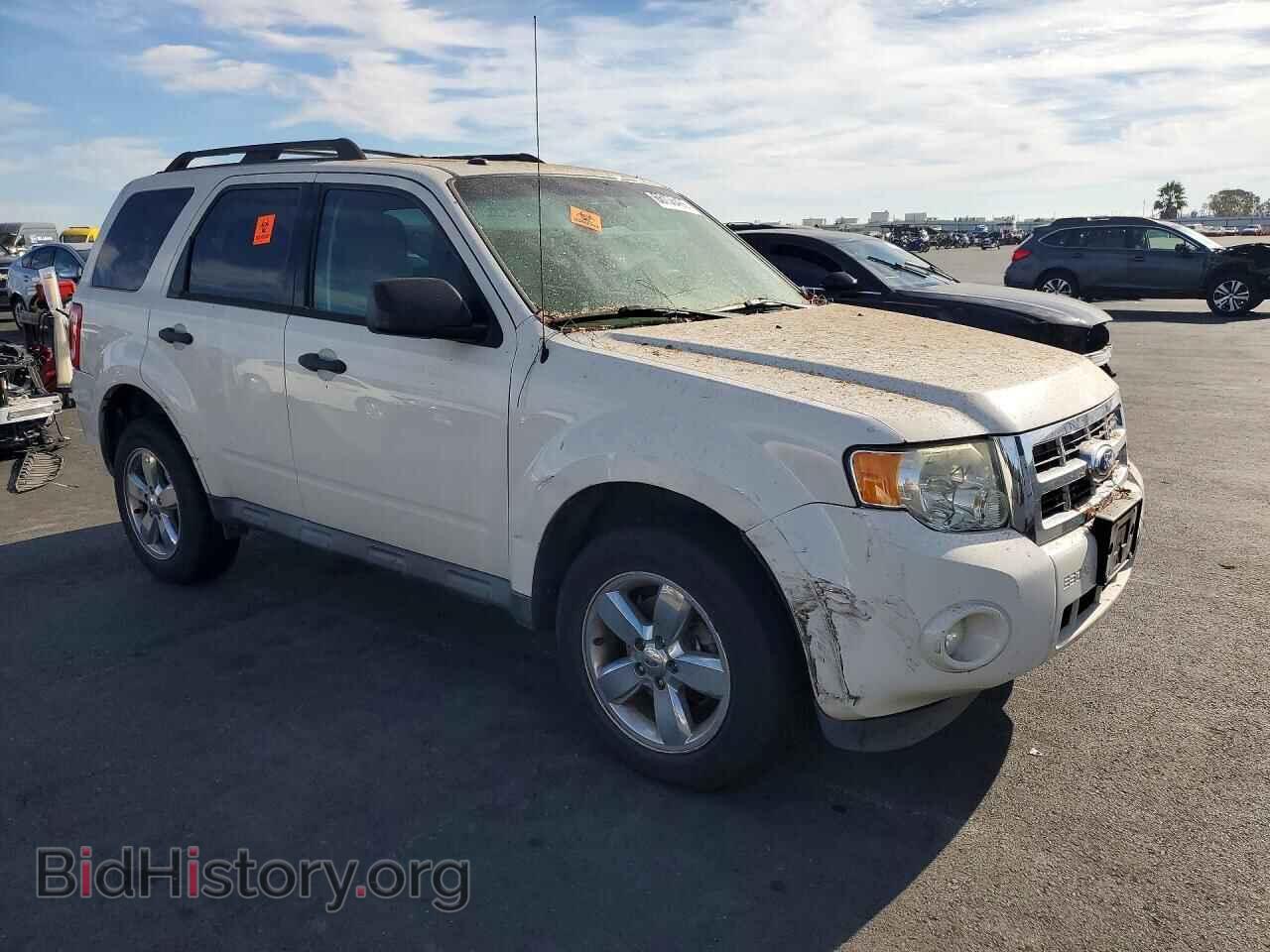 2011 FORD ESCAPE - VIN: 1FMCU0D70BKC25921 - Photo 4
