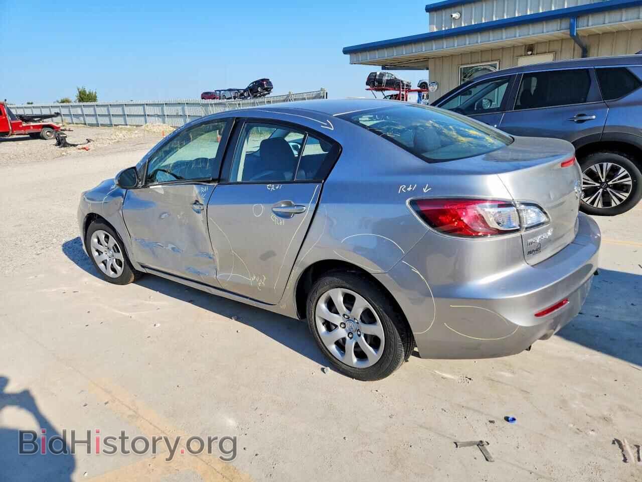 2013 MAZDA 3 - VIN: JM1BL1TF2D1779309 - Photo 2
