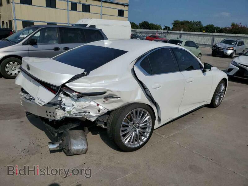 2024 Lexus IS (VIN JTHD81F29R5053531) — фото 3 из 13