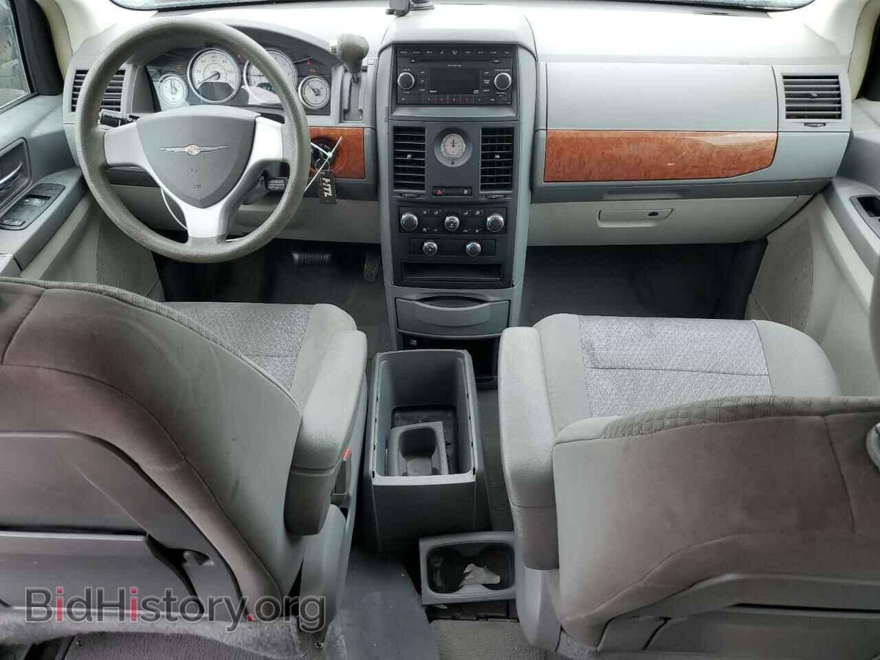 2008 CHRYSLER MINIVAN - VIN: 2A8HR44H08R667533 - Фото 8
