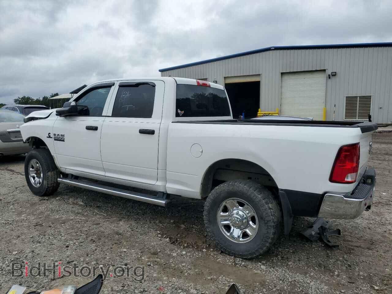 2014 RAM All Models - VIN: 3C6UR5CL4EG144459 - Фото 2