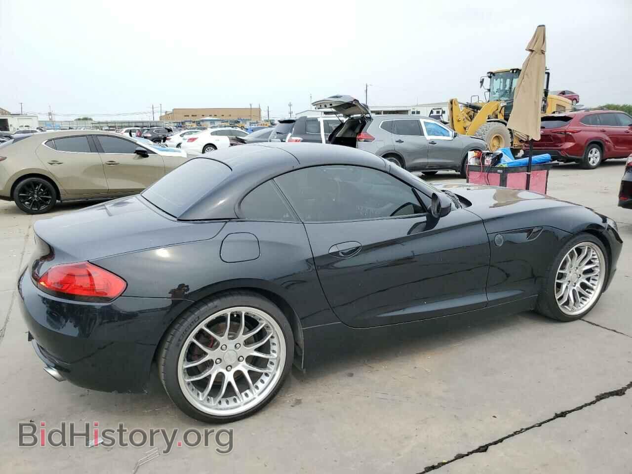 2012 BMW Z4 - VIN: WBALM7C59CE384480 - Фото 3