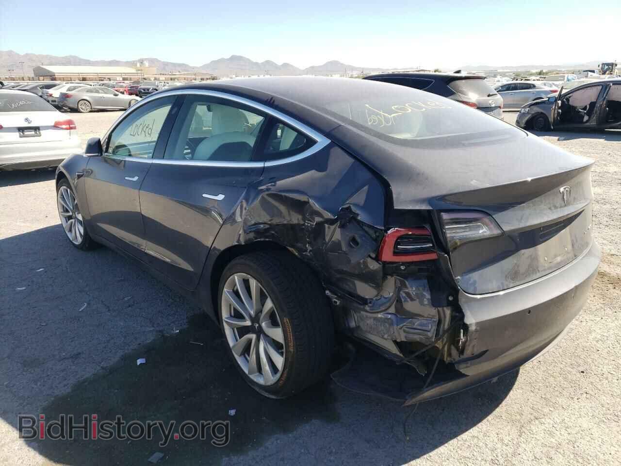 2018 TESLA MODEL 3 - VIN: 5YJ3E1EBXJF188401 - Фото 2