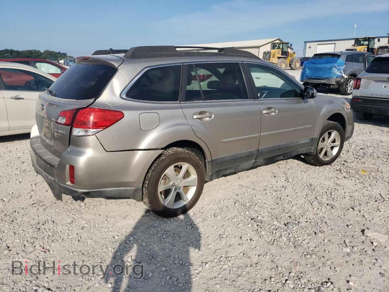 2014 SUBARU OUTBACK - VIN: 4S4BRCLC2E3323201 - Фото 3