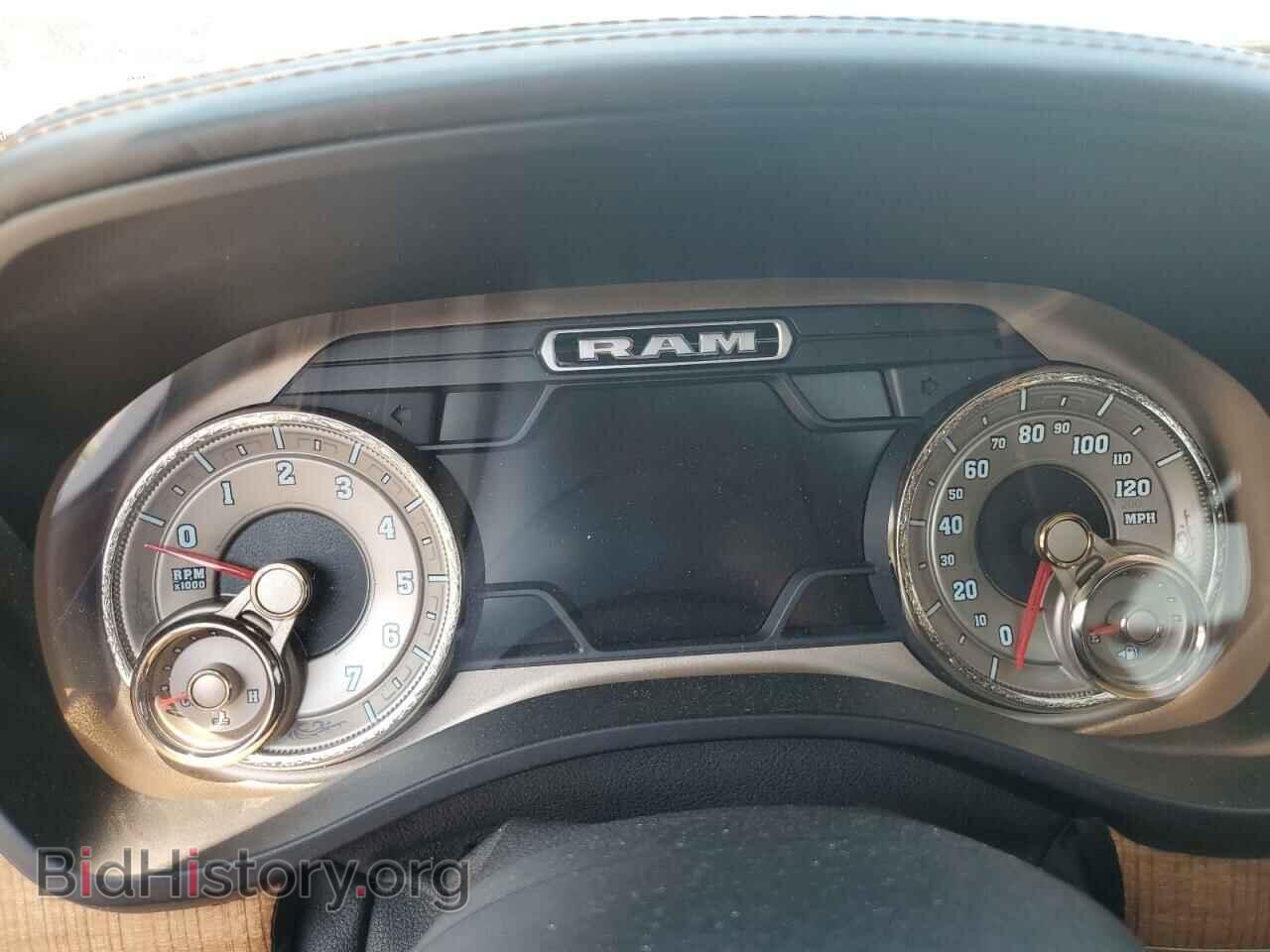 2019 RAM 1500 - VIN: 1C6SRFST1KN716475 - Фото 9