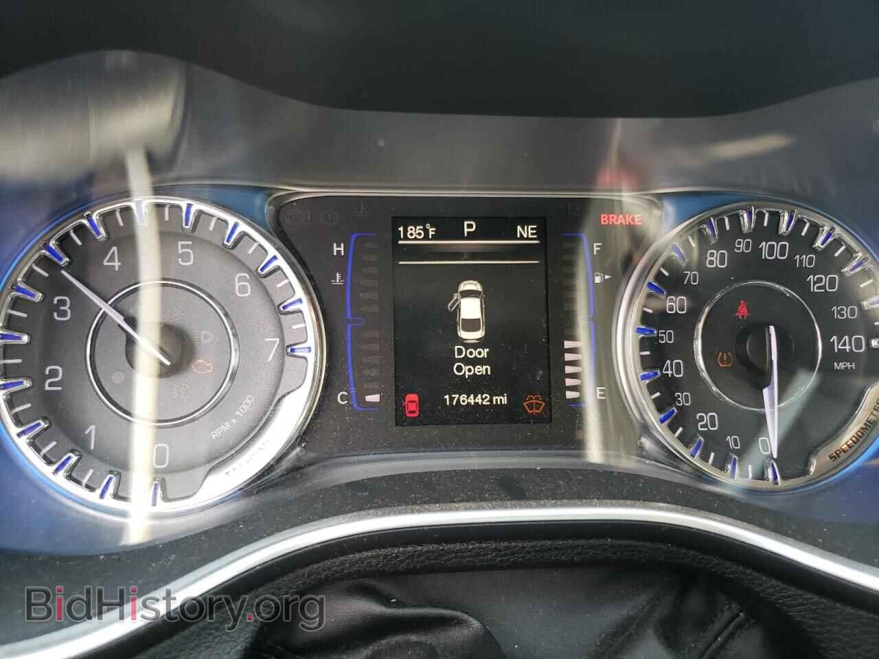 2015 CHRYSLER 200 - VIN: 1C3CCCFB8FN617869 - Photo 9