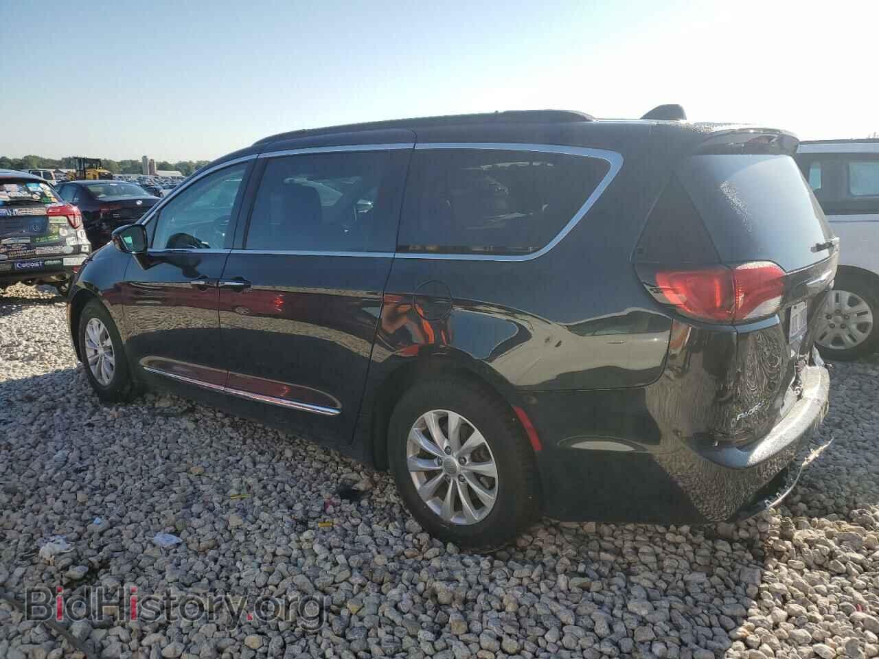 2017 CHRYSLER PACIFICA - VIN: 2C4RC1BG4HR591241 - Фото 2