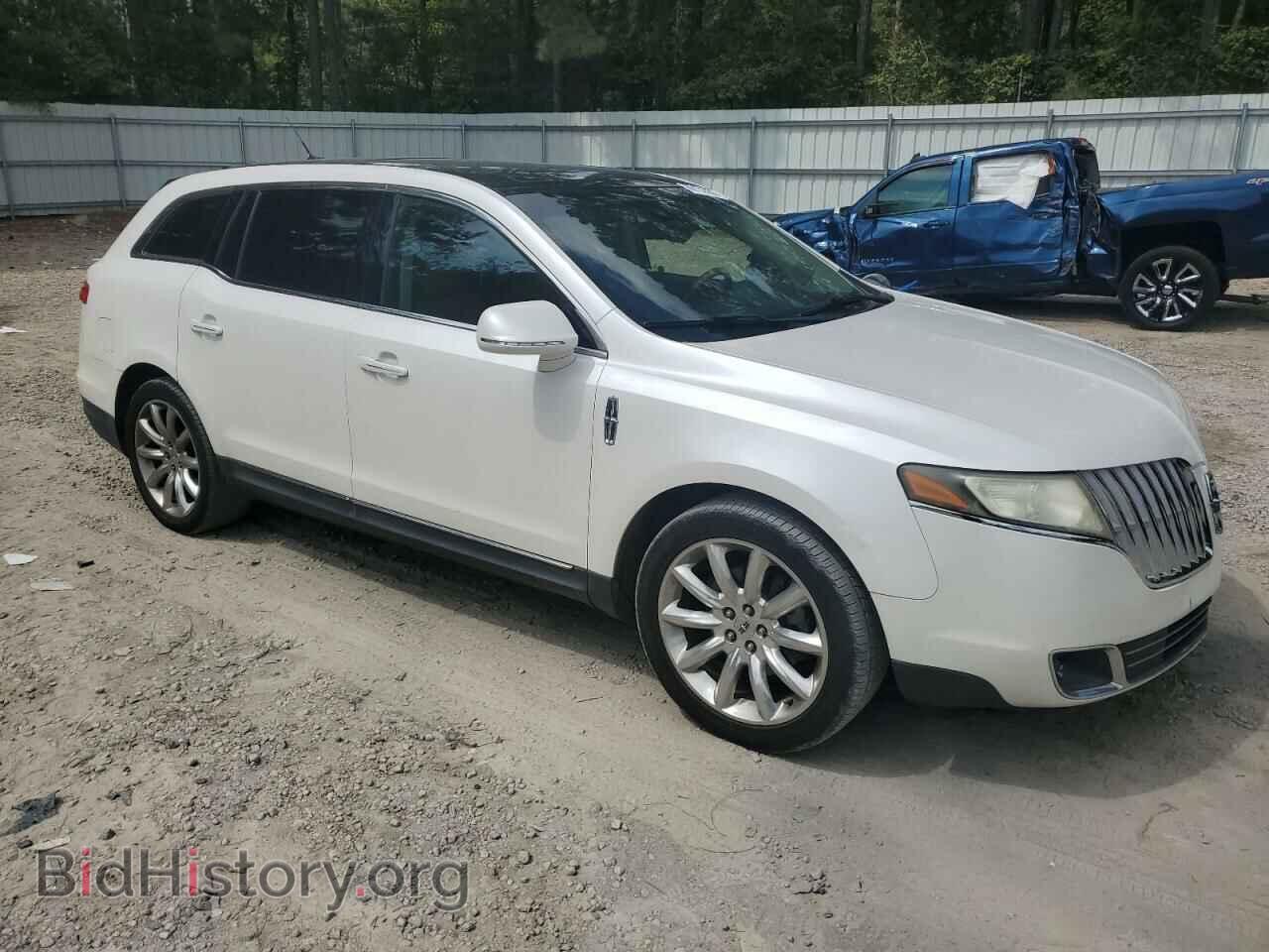 2011 LINCOLN MKT - VIN: 2LMHJ5FR4BBJ53419 - Фото 4