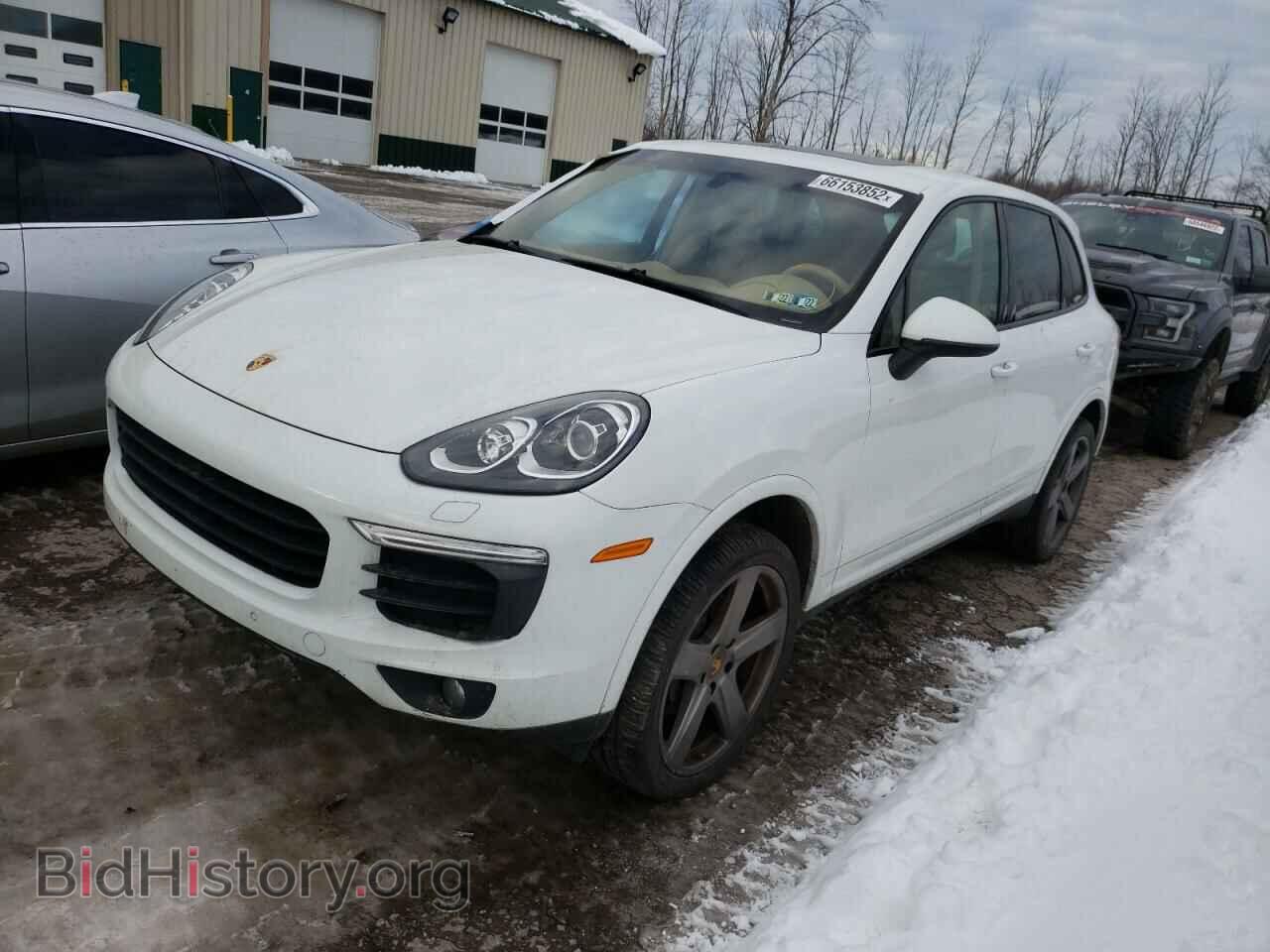 2017 PORSCHE CAYENNE - VIN: WP1AA2A24HKA82746 - Фото 2