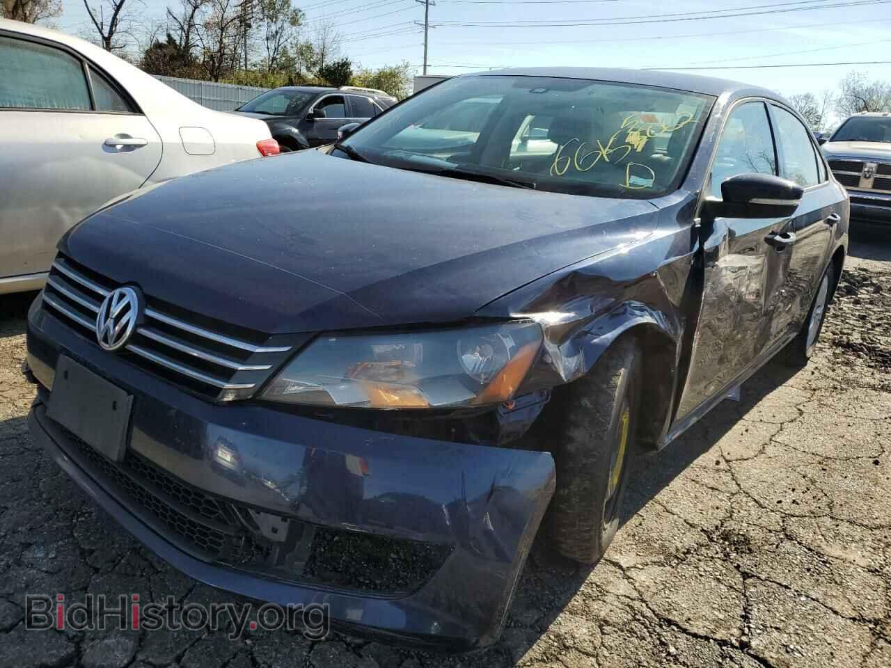 2013 VOLKSWAGEN PASSAT - VIN: 1VWAP7A32DC151666 - Фото 2