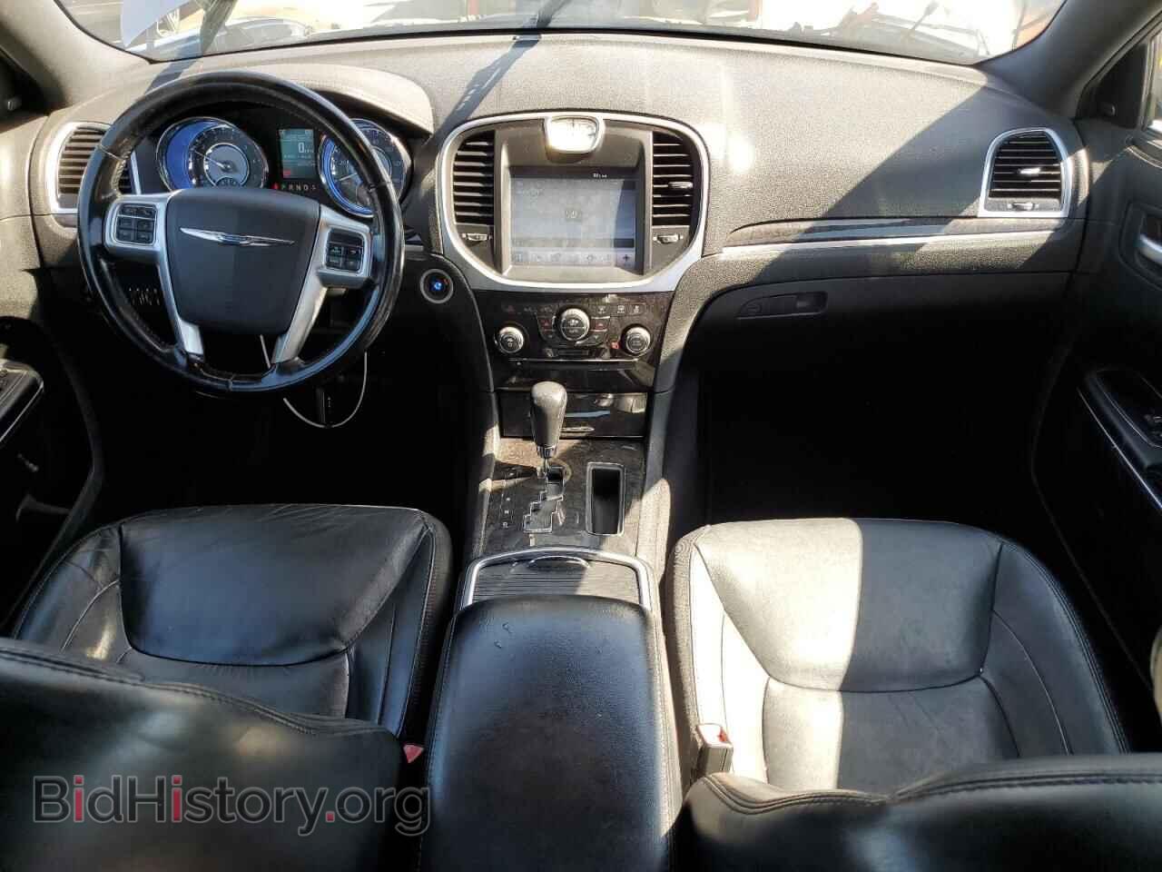 2011 CHRYSLER 300 - VIN: 2C3CA5CG4BH584387 - Фото 8