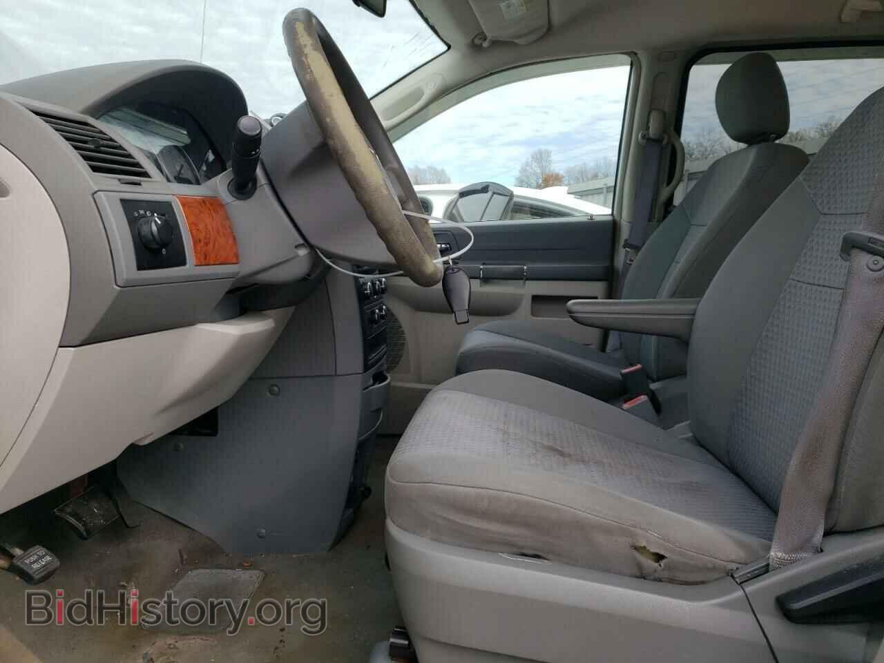 2008 CHRYSLER MINIVAN - VIN: 2A8HR44H58R708058 - Фото 7