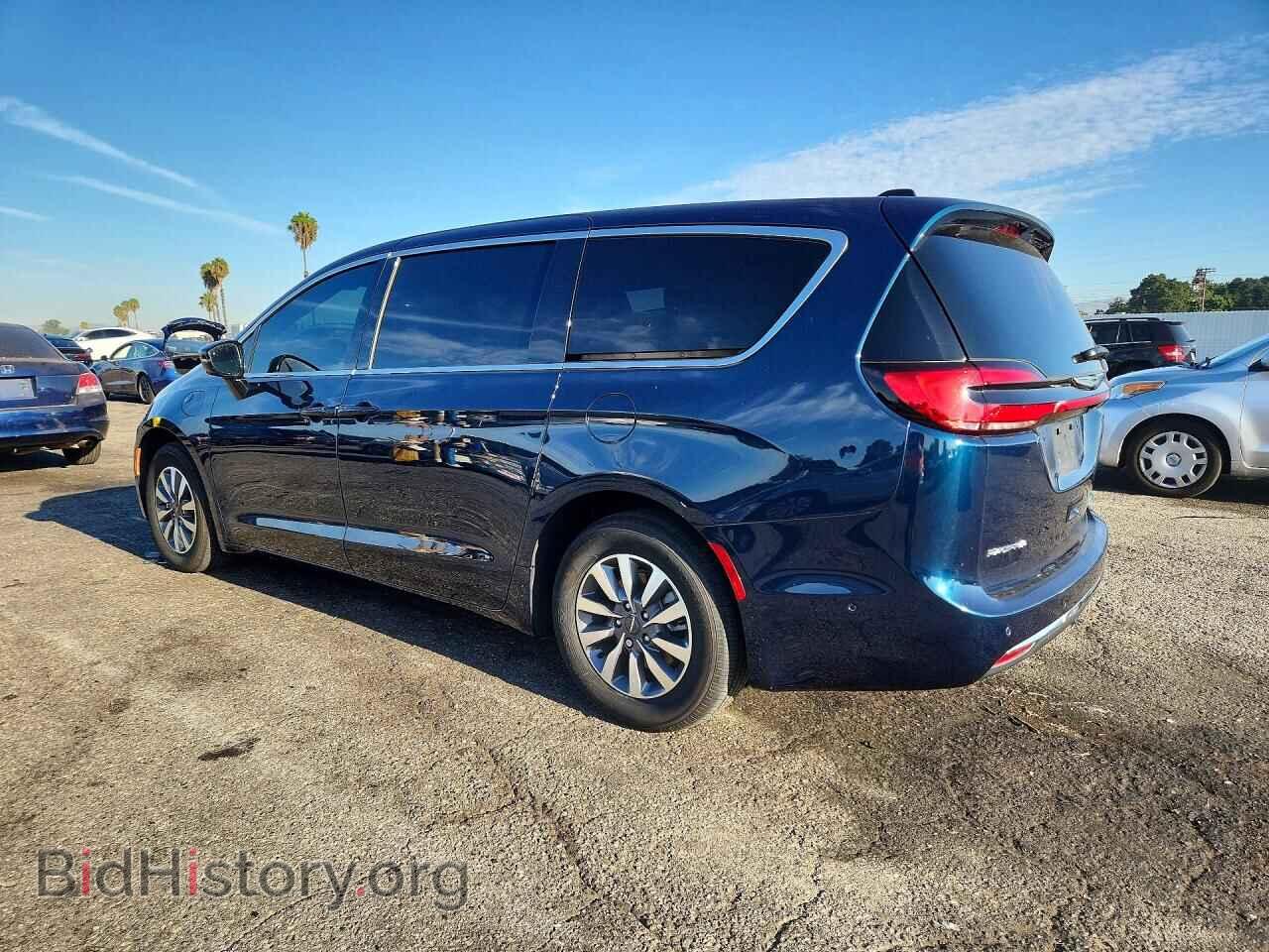 2025 CHRYSLER PACIFICA - VIN: 2C4RC1S74SR536361 - Фото 2