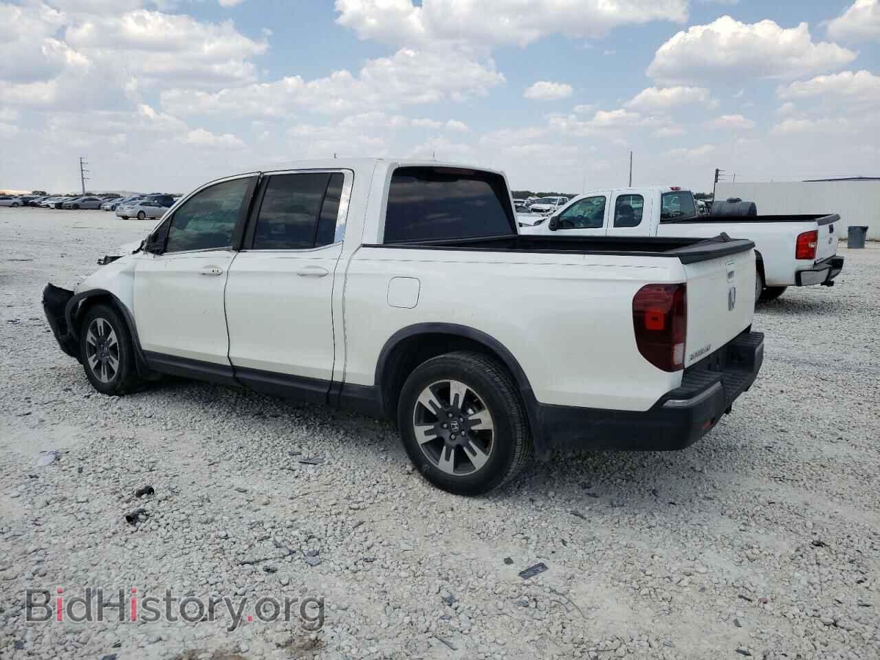 2017 HONDA RIDGELINE - VIN: 5FPYK2F55HB011754 - Фото 2