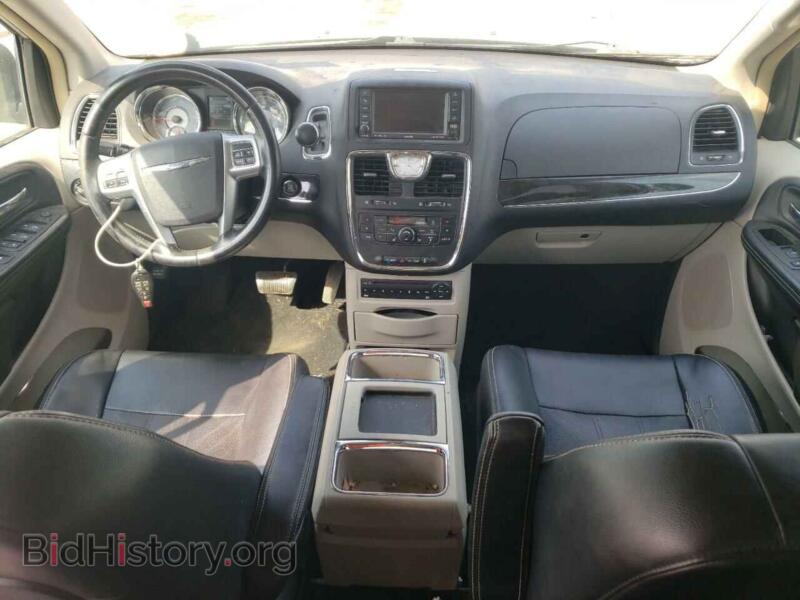 2011 Chrysler MINIVAN (VIN 2A4RR8DG7BR798969) — фото 8 из 14