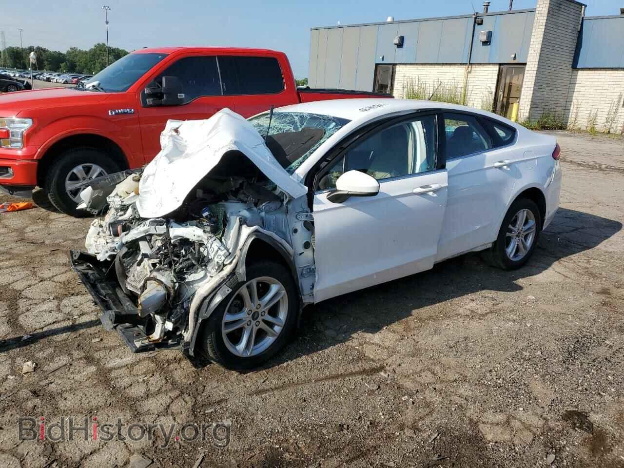 Photo 3FA6P0H77JR129318 - FORD ALL Models 2018