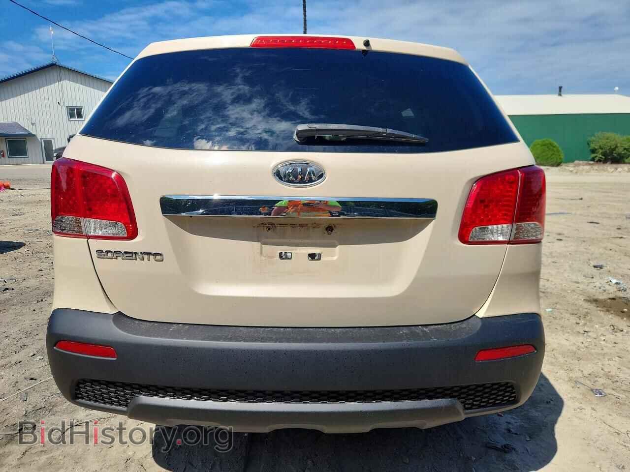 2011 KIA SORENTO - VIN: 5XYKTCA16BG096643 - Фото 6