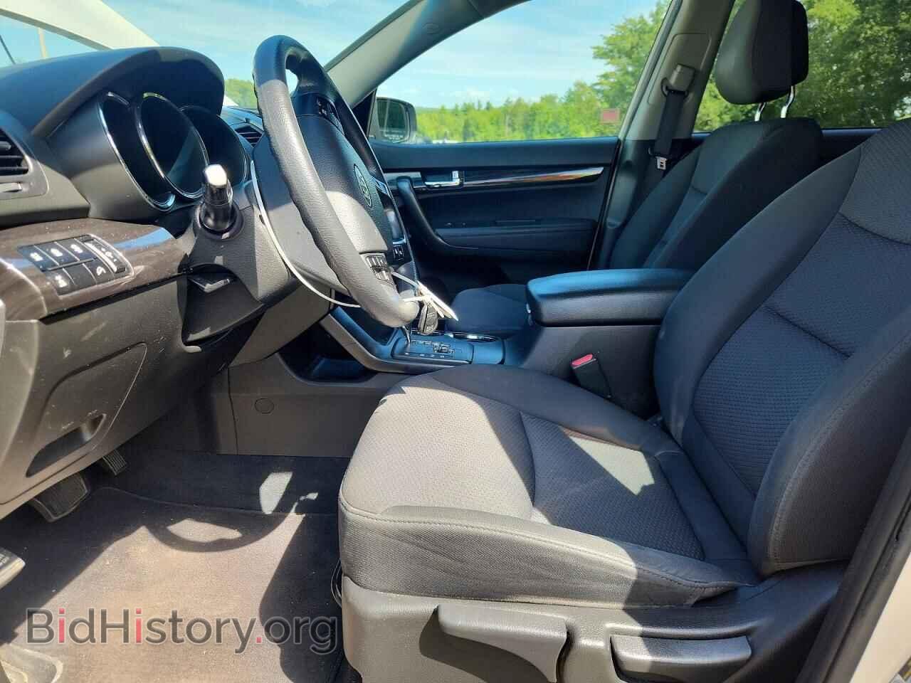 2011 KIA SORENTO - VIN: 5XYKTCA16BG096643 - Фото 7