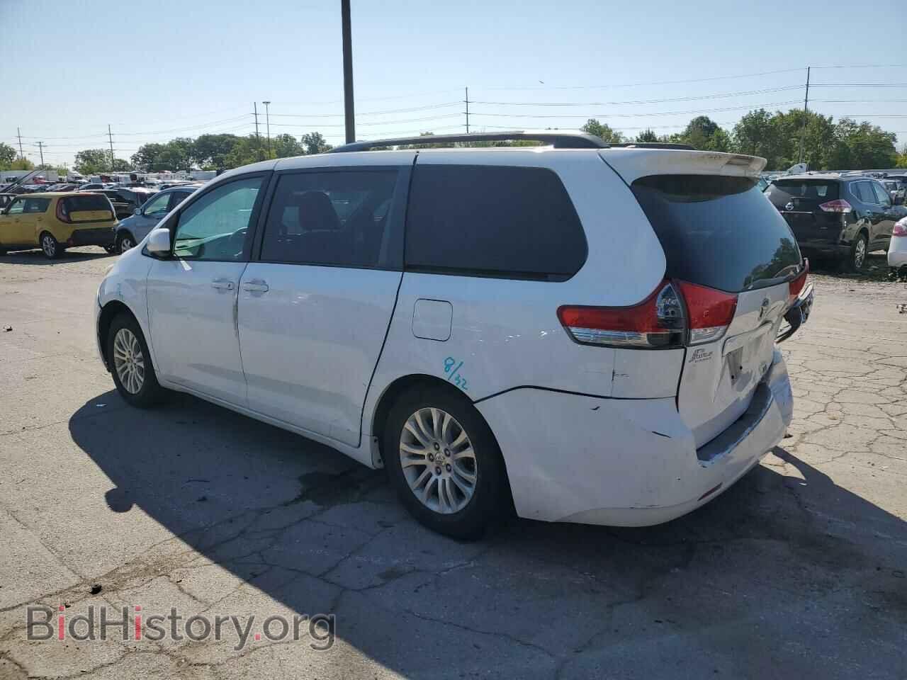 2012 TOYOTA All Models - VIN: 5TDYK3DC1CS243885 - Фото 2