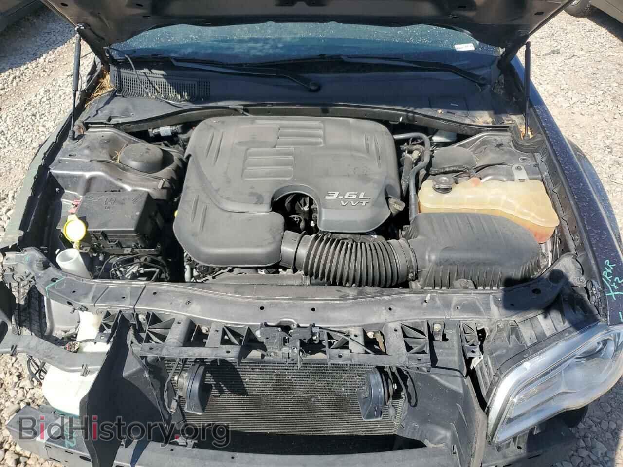 2016 CHRYSLER 300 - VIN: 2C3CCAAG2GH206839 - Фото 11