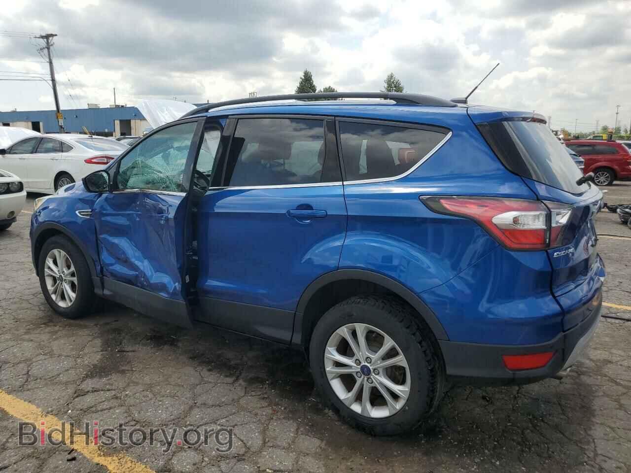 2017 FORD ESCAPE - VIN: 1FMCU0GD9HUB51557 - Фото 2