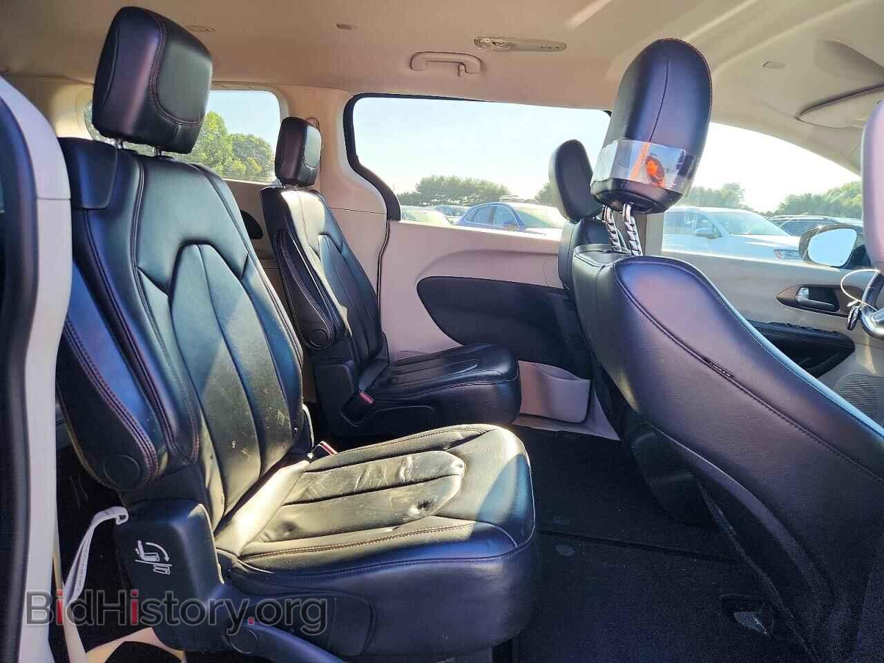 2017 CHRYSLER PACIFICA - VIN: 2C4RC1BGXHR524370 - Фото 11