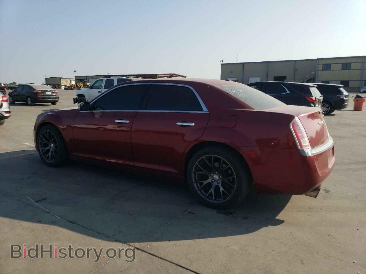 2014 CHRYSLER 300 - VIN: 2C3CCAET7EH143161 - Фото 2