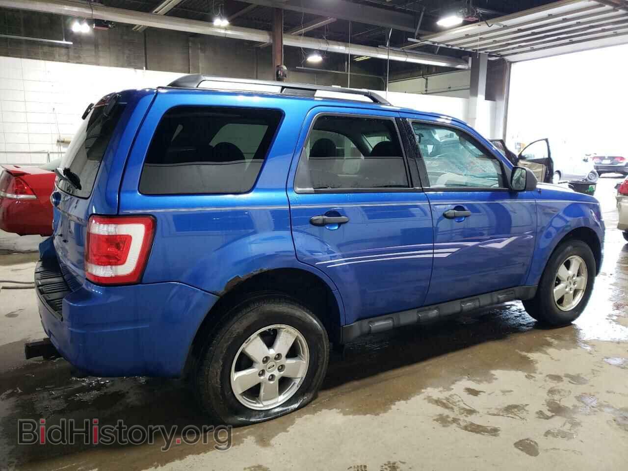 2011 FORD ESCAPE - VIN: 1FMCU9D71BKB37223 - Фото 3