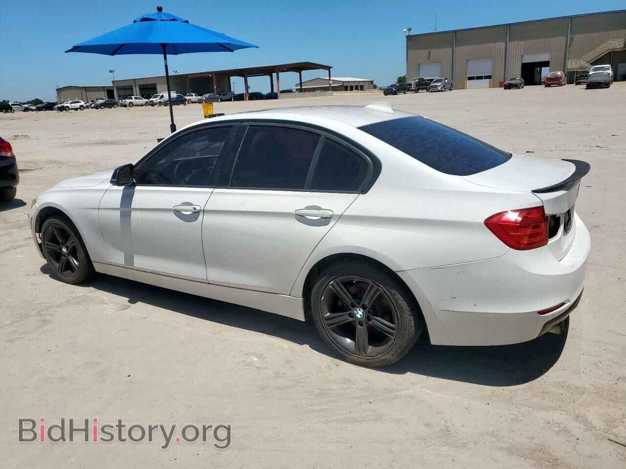 2013 BMW 3 SERIES - VIN: WBA3A5C59DF355537 - Фото 2