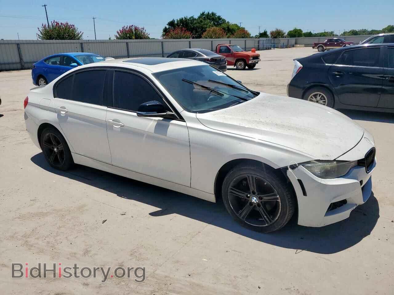 2013 BMW 3 SERIES - VIN: WBA3A5C59DF355537 - Фото 4