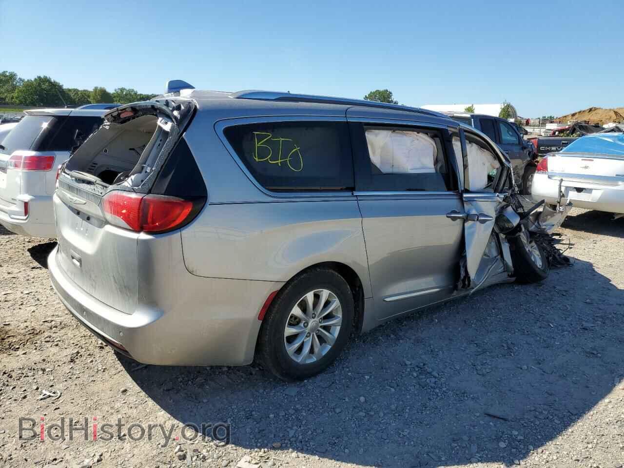 2018 CHRYSLER PACIFICA - VIN: 2C4RC1BG8JR149732 - Фото 3