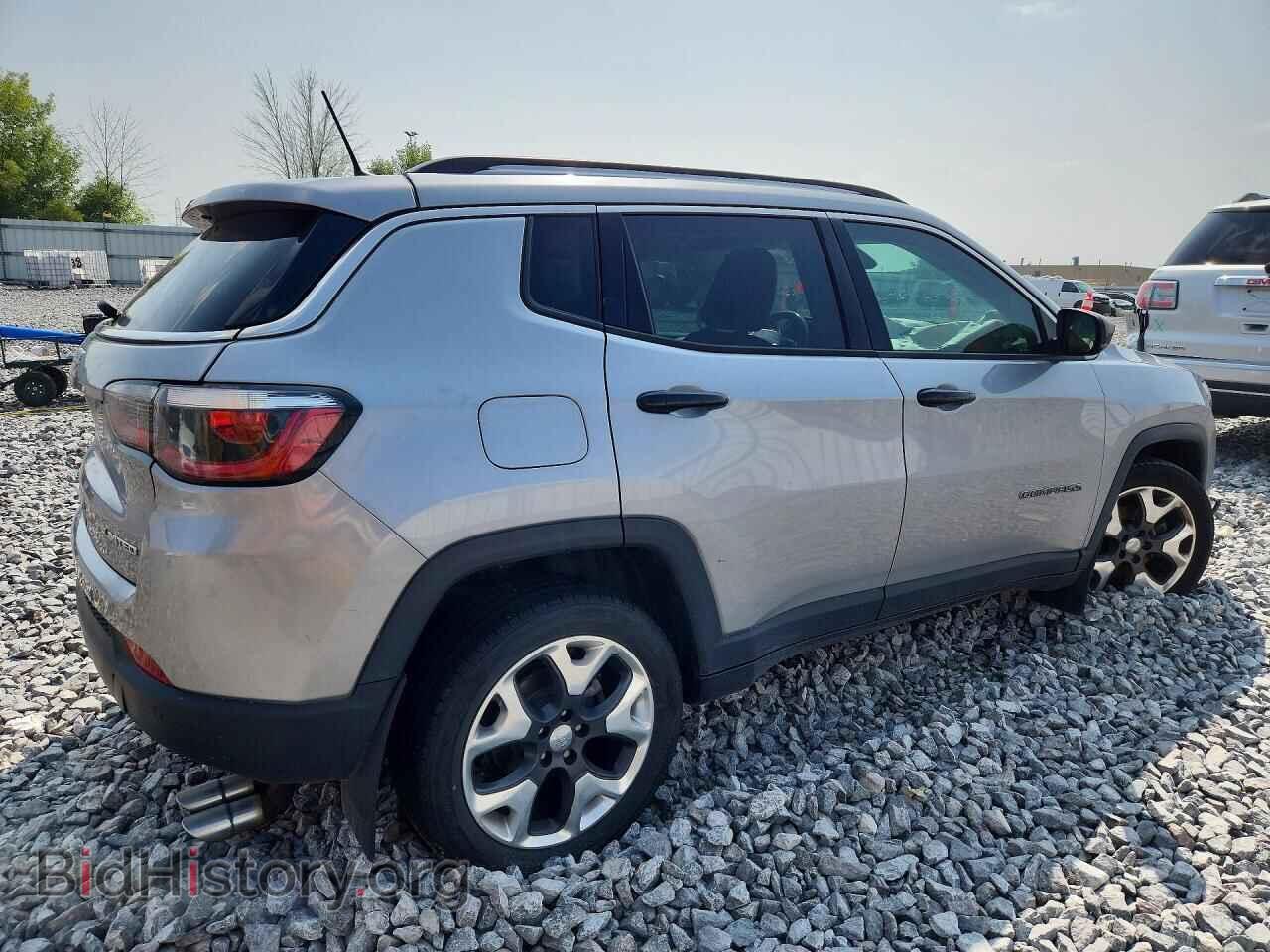2018 JEEP COMPASS - VIN: 3C4NJCCB4JT367974 - Фото 3