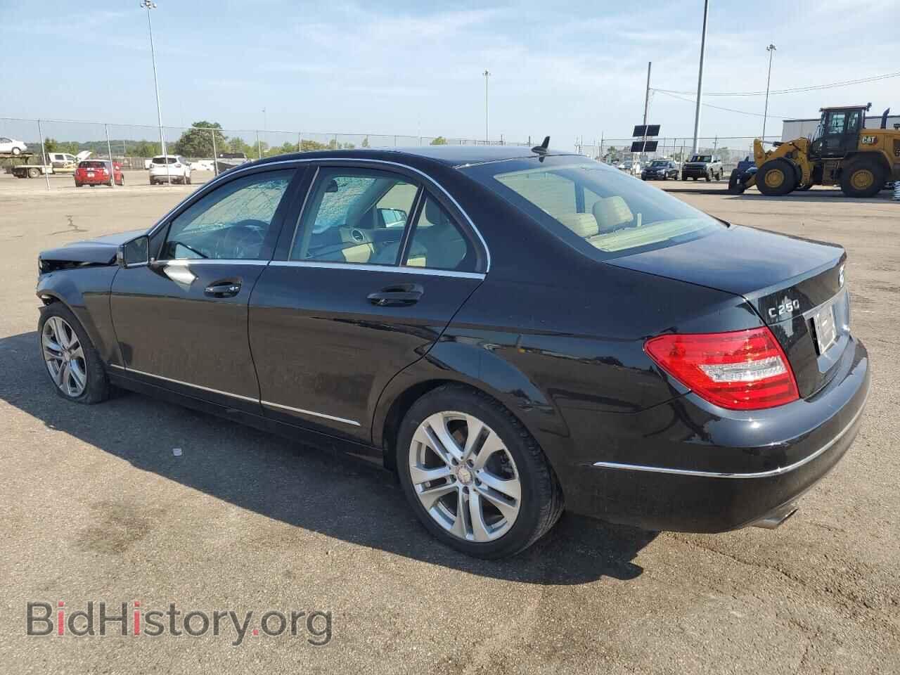 2013 MERCEDES-BENZ C-CLASS - VIN: WDDGF4HBXDA805844 - Фото 2