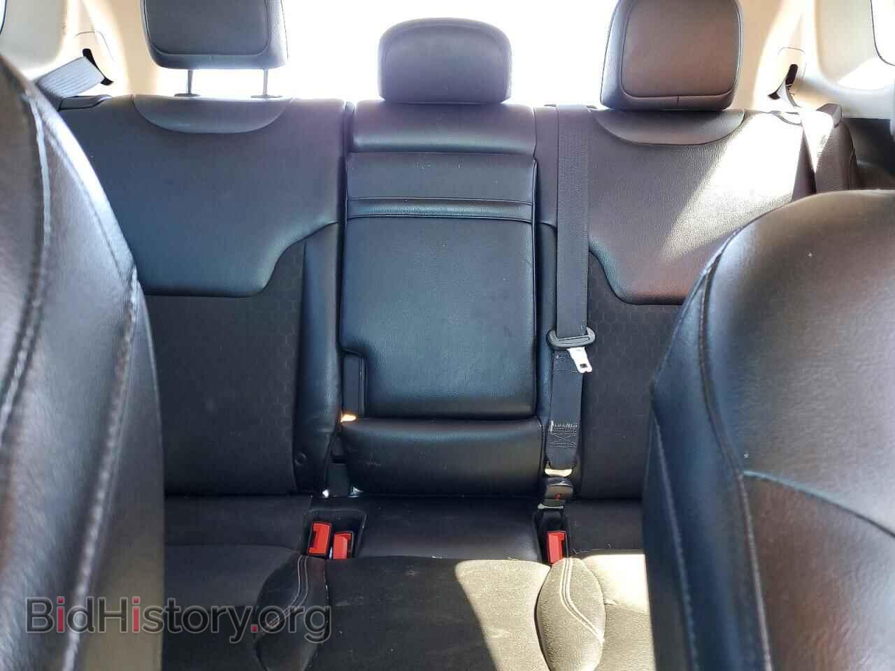 2018 Jeep COMPASS (VIN 3C4NJCBBXJT272465) — photo 10 of 15